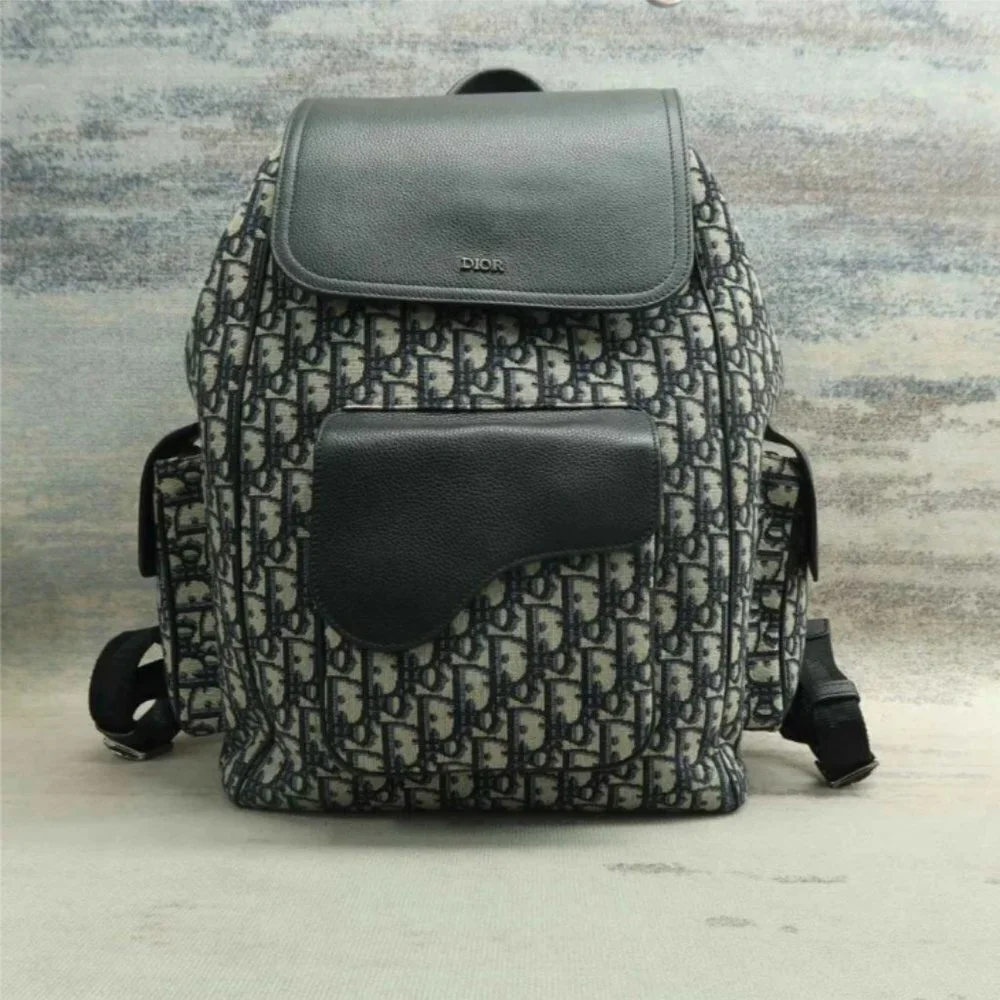 100% Authentic Dior Navy & Black Cloth Backpack - Picture 2 of 12